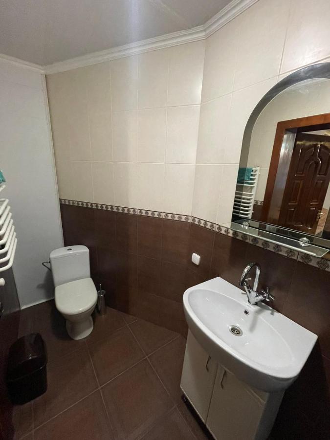 Like Hotel Kolomyia Extérieur photo